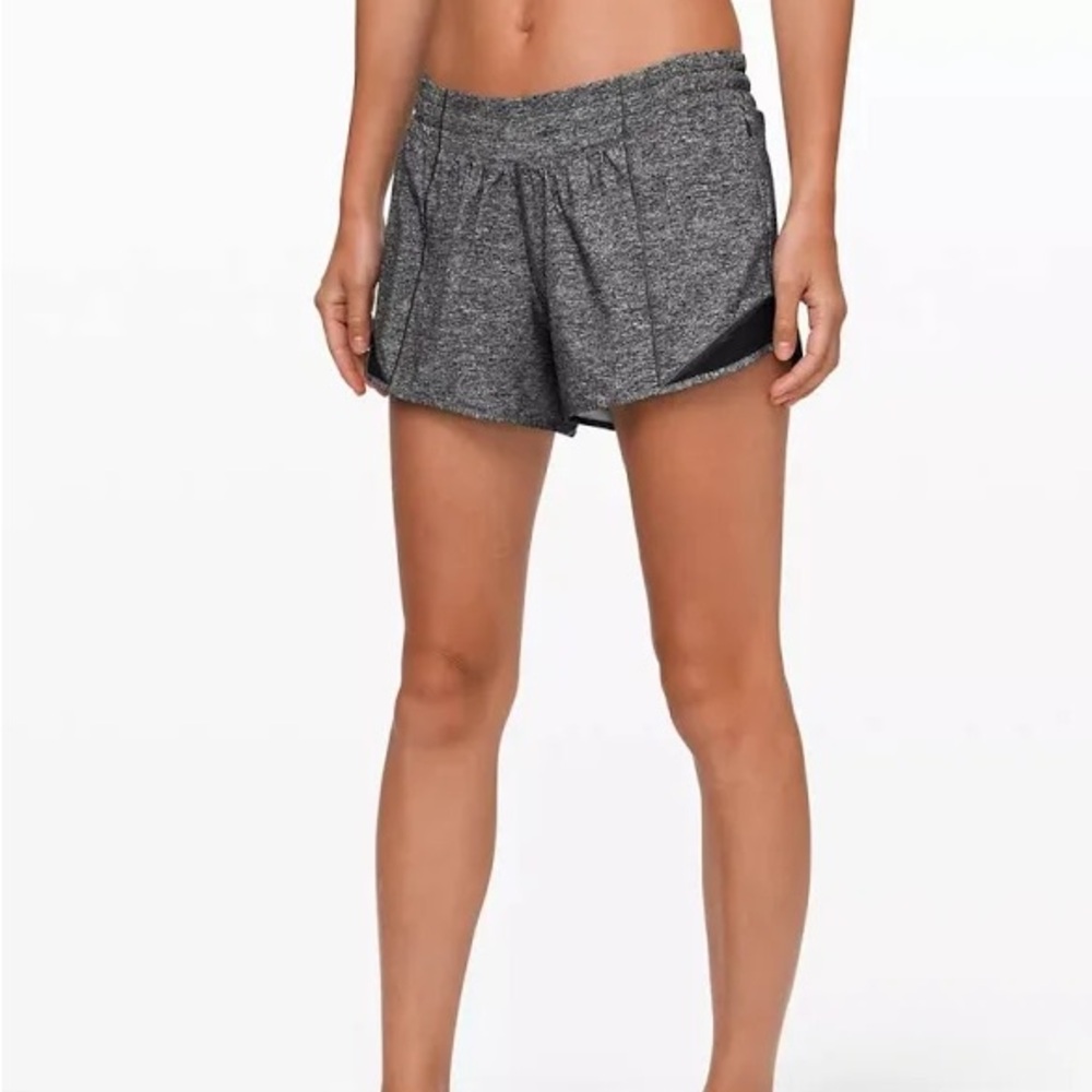 Lululemon heather Grey Hotty Hot shorts 4”
